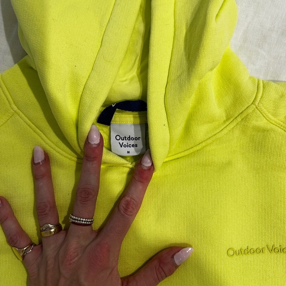 Outdoor Voices cropped sweater - worn once - size M - Picture 3 of 3